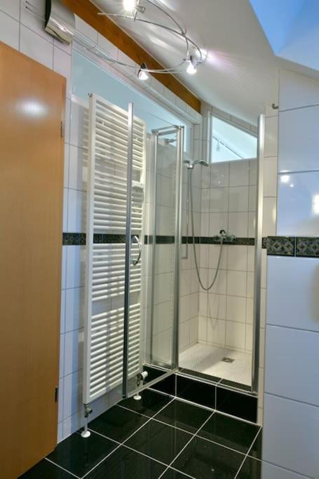 Sieben Tannen Titisee + Hochschwarzwald Card Apartamento Exterior foto