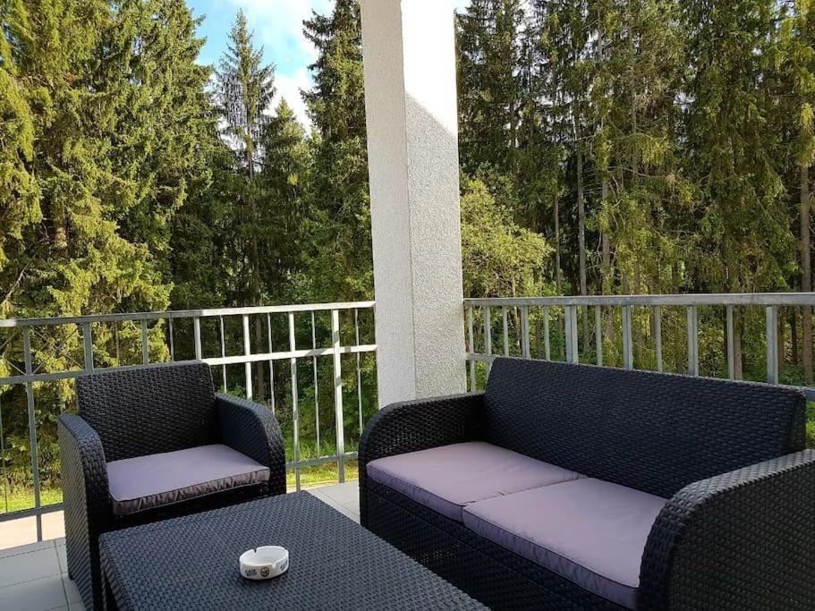 Sieben Tannen Titisee + Hochschwarzwald Card Apartamento Exterior foto